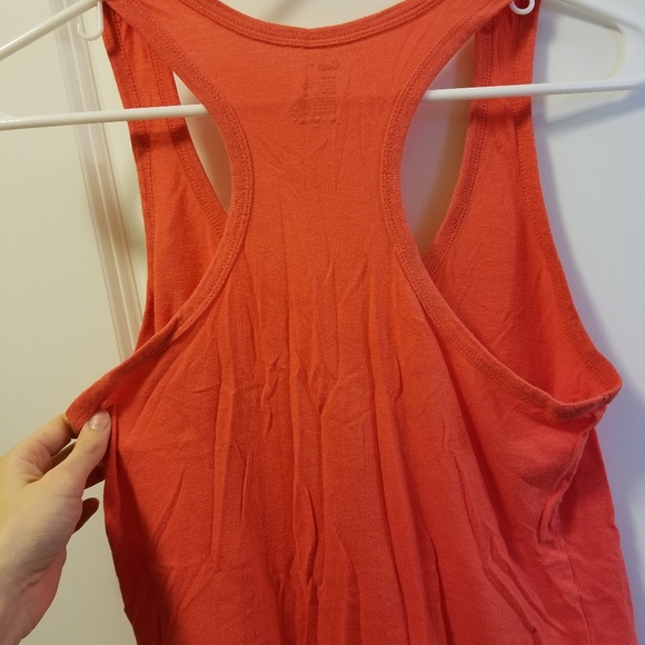 Gap small racerback tank - Picture 5 of 5